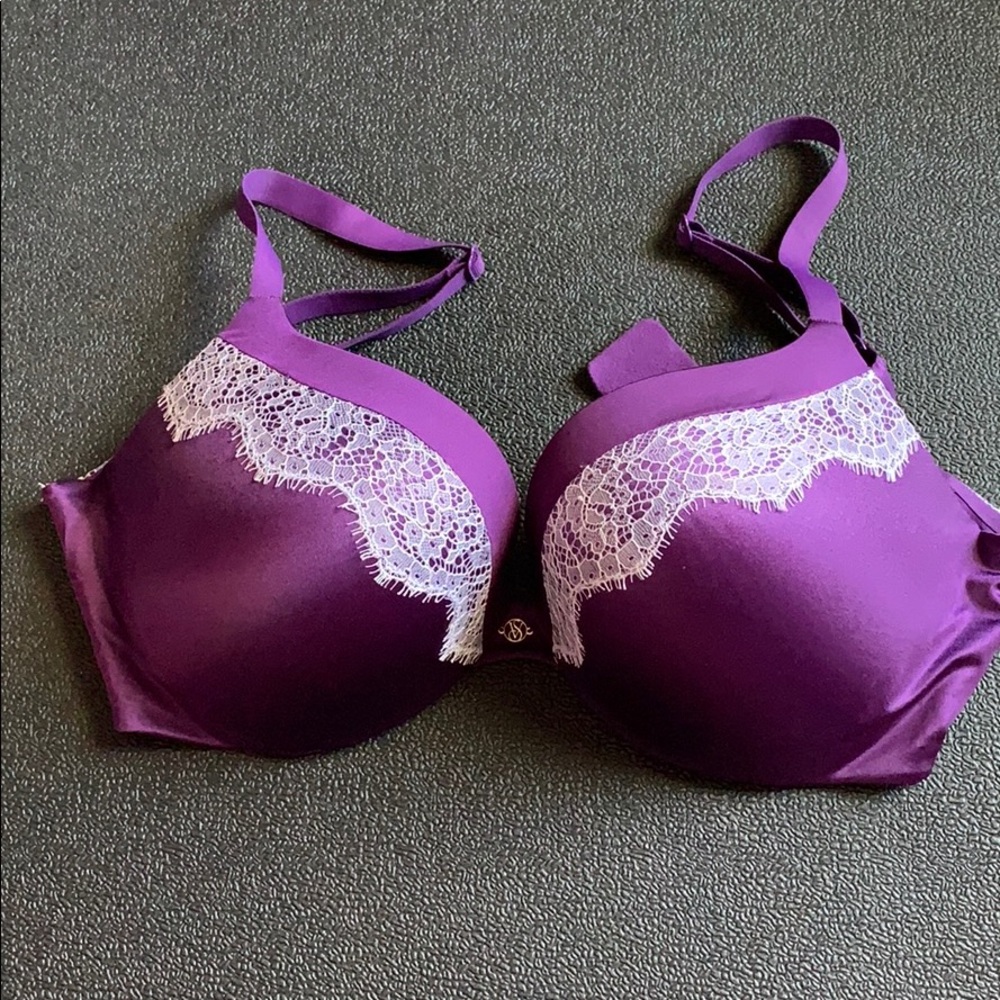 Victoria’s Secret push up bra 34D